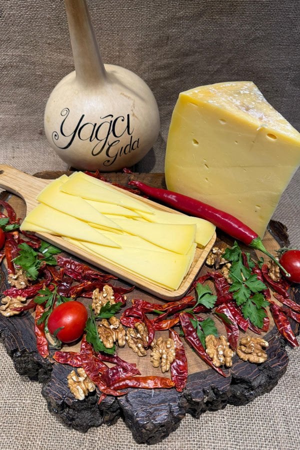 Eski Kaşar Peyniri  (500GR)